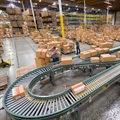 conveyor-to-shipping-truck