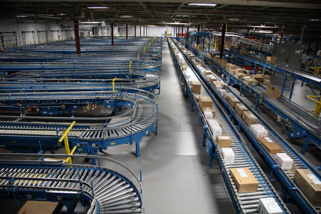 Conveyor System for a Distribution Center